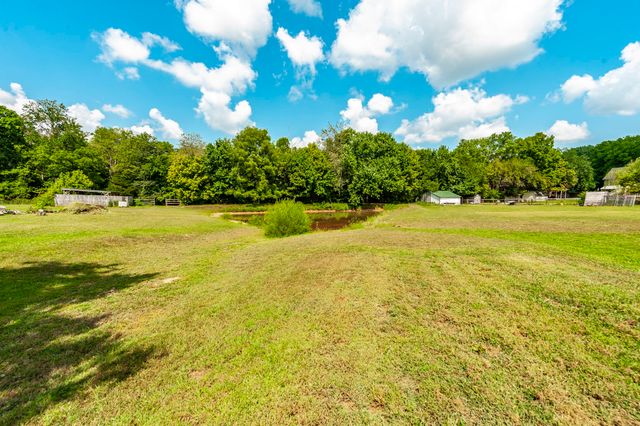 3538 Armstrong Rd, Springfield, TN 37172