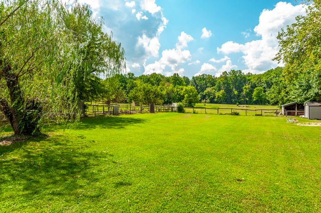 3538 Armstrong Rd, Springfield, TN 37172