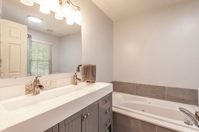 3538 Armstrong Rd, Springfield, TN 37172