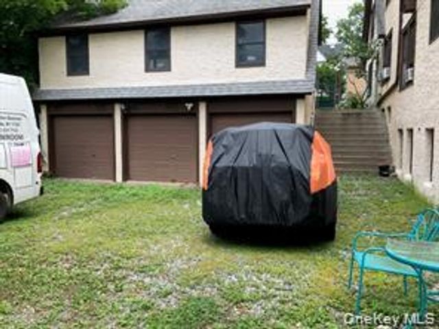 4320 Hamilton Place, Douglaston, NY 11363