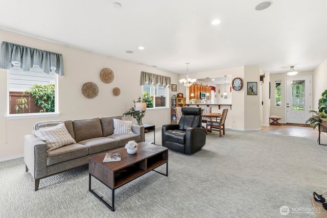 4345 Sinclair Loop NE, Lacey, WA 98516