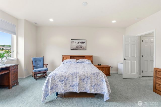 4345 Sinclair Loop NE, Lacey, WA 98516