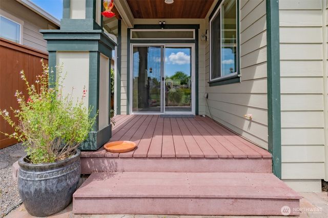 4345 Sinclair Loop NE, Lacey, WA 98516