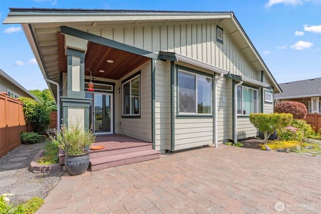 4345 Sinclair Loop NE, Lacey, WA 98516