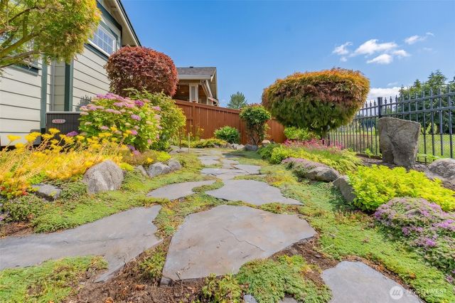 4345 Sinclair Loop NE, Lacey, WA 98516