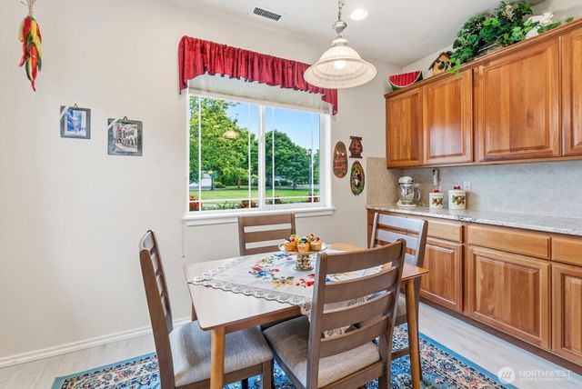 4345 Sinclair Loop NE, Lacey, WA 98516