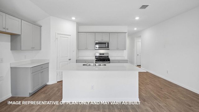 145 Little Walnut Cove, Kyle, TX 78640