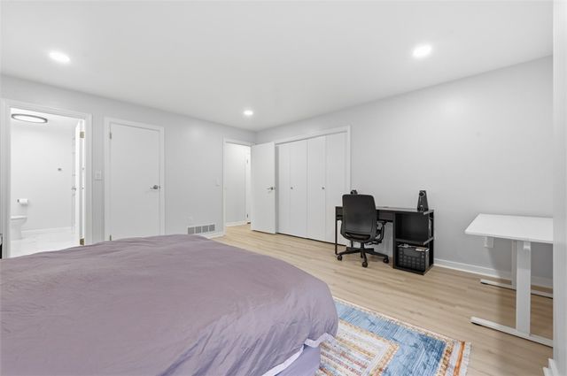 540 N NEVILLE 305, Oakland, PA 15213