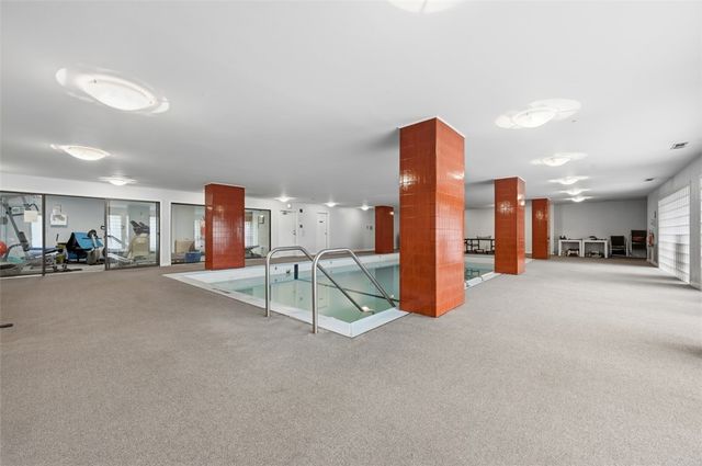 540 N NEVILLE 305, Oakland, PA 15213