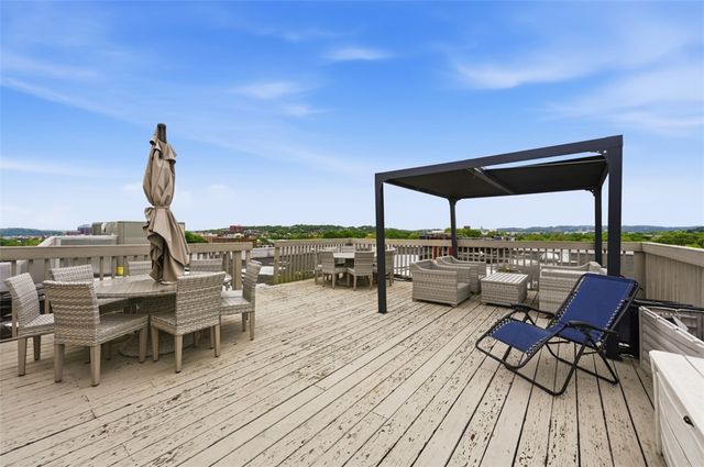 540 N NEVILLE 305, Oakland, PA 15213