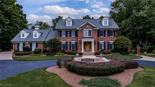 17221 Sagamore Road, Walton Hills, OH 44146