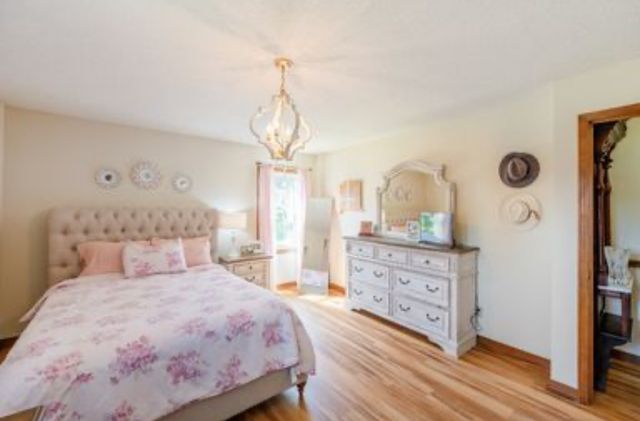 533 Taylor St, Bruceton, TN 38317