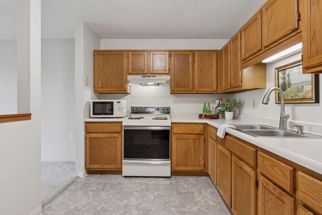 6500 Woodlake Drive 202, Richfield, MN 55423