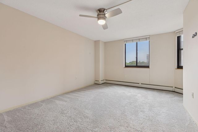 6500 Woodlake Drive 202, Richfield, MN 55423