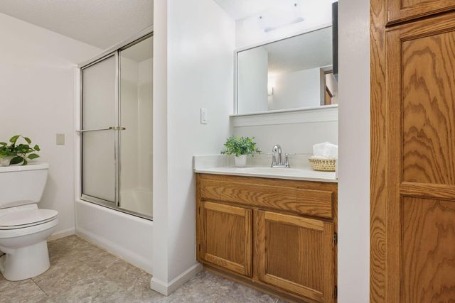 6500 Woodlake Drive 202, Richfield, MN 55423