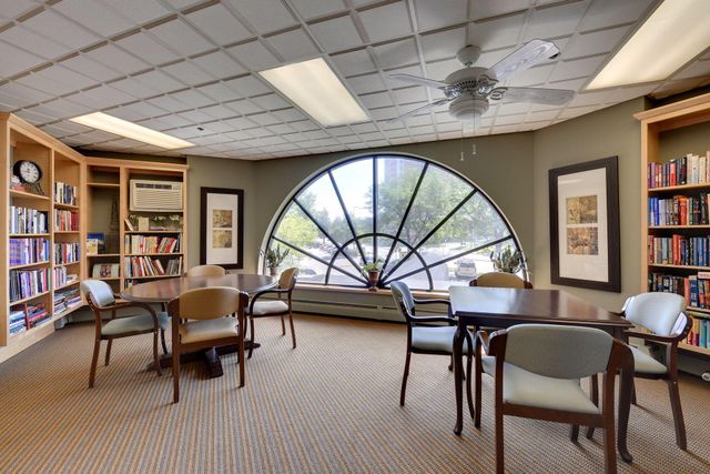 6500 Woodlake Drive 202, Richfield, MN 55423