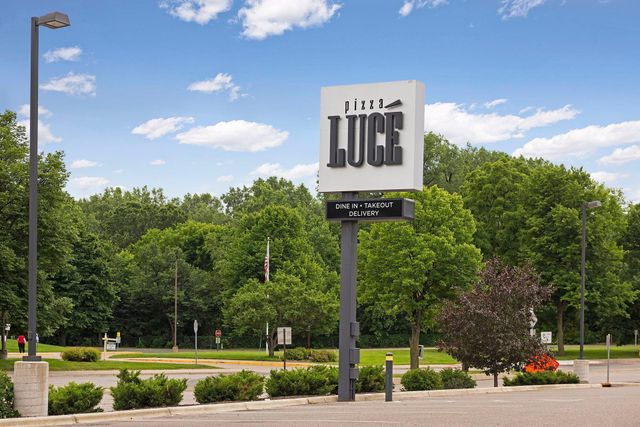 6500 Woodlake Drive 202, Richfield, MN 55423