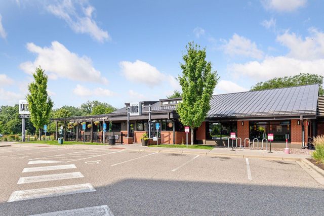 6500 Woodlake Drive 202, Richfield, MN 55423