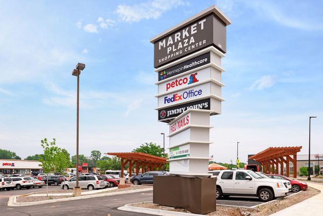 6500 Woodlake Drive 202, Richfield, MN 55423