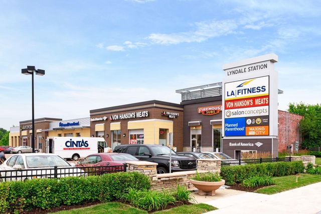 6500 Woodlake Drive 202, Richfield, MN 55423