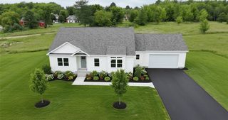 660 Kingdom Drive, Hickory Twp, PA 16101