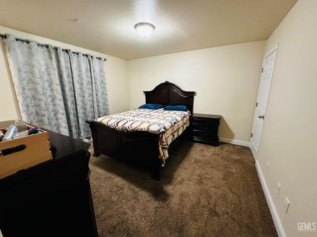 21114 Universal Street, Lost Hills, CA 93249