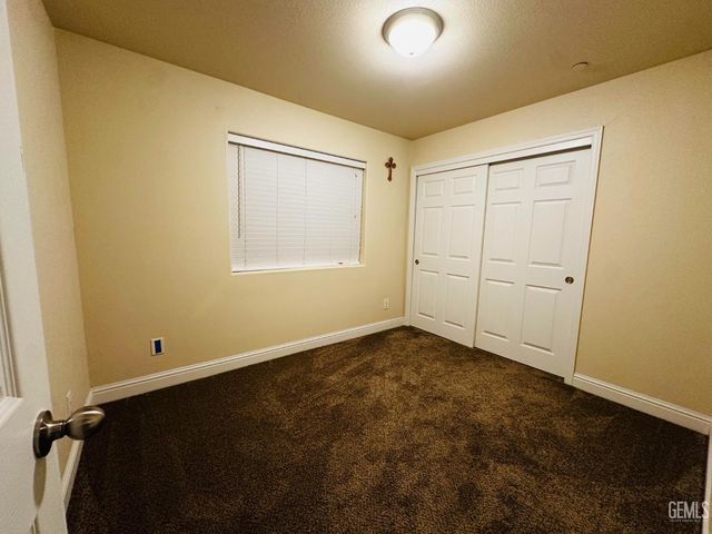 21114 Universal Street, Lost Hills, CA 93249