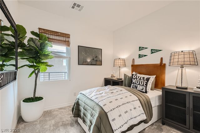 242 White Crest Peak Avenue, Henderson, NV 89015