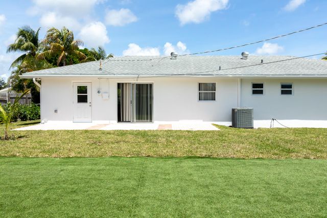 3360 Sapphire Road, Lake Worth, FL 33462