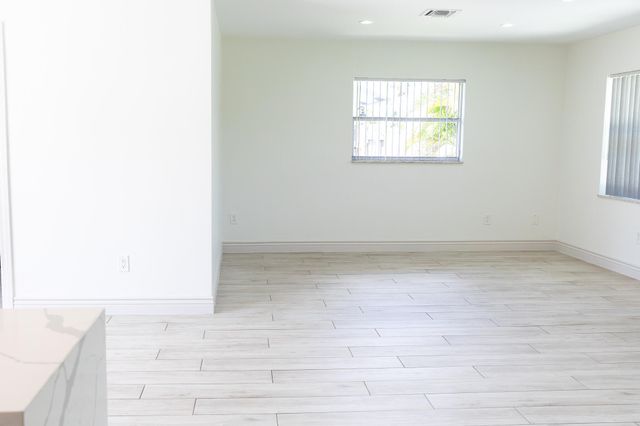 3360 Sapphire Road, Lake Worth, FL 33462