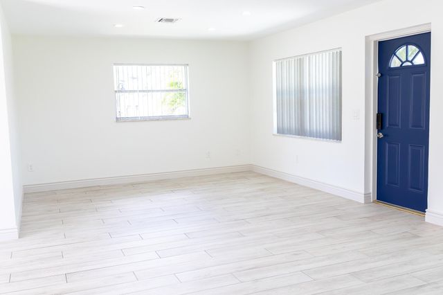 3360 Sapphire Road, Lake Worth, FL 33462