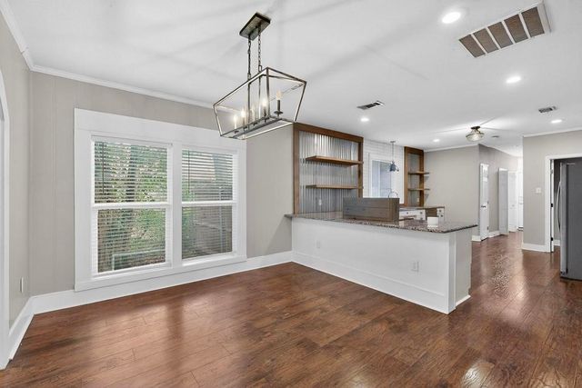 206 Farley Street, Waxahachie, TX 75165