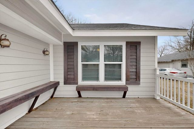 206 Farley Street, Waxahachie, TX 75165