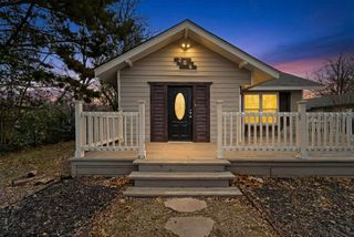 206 Farley Street, Waxahachie, TX 75165