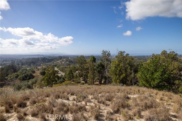 1190 Montecito Ridge Drive, Arroyo Grande, CA 93420