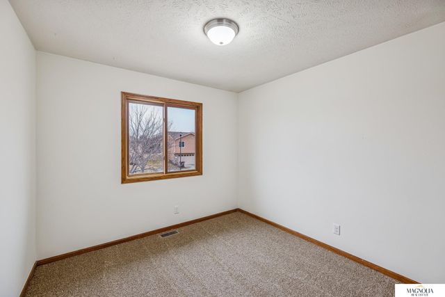 2010 NW 57 Street, Lincoln, NE 68528