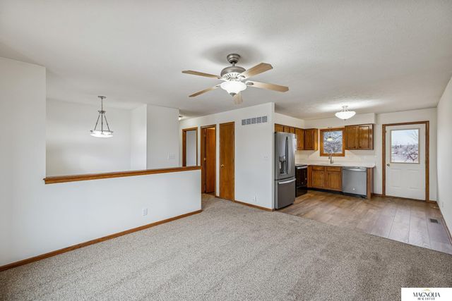 2010 NW 57 Street, Lincoln, NE 68528