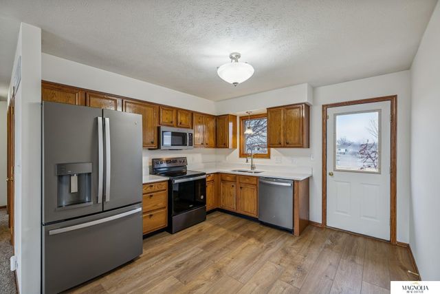 2010 NW 57 Street, Lincoln, NE 68528