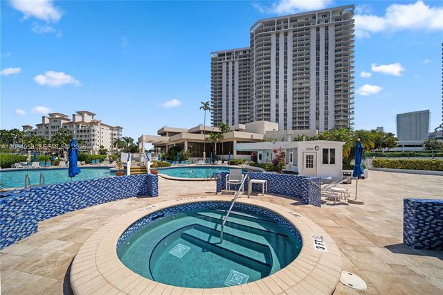 19707 Turnberry Way 6K, Aventura, FL 33180