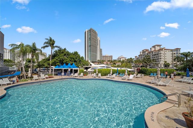 19707 Turnberry Way 6K, Aventura, FL 33180