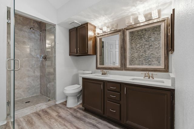1800 Pine Ridge Drive, Bedford, TX 76021