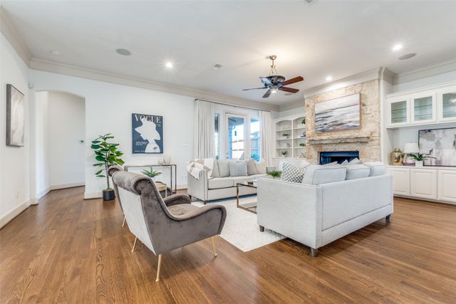 13 Cochran Oaks Lane, Dallas, TX 75220