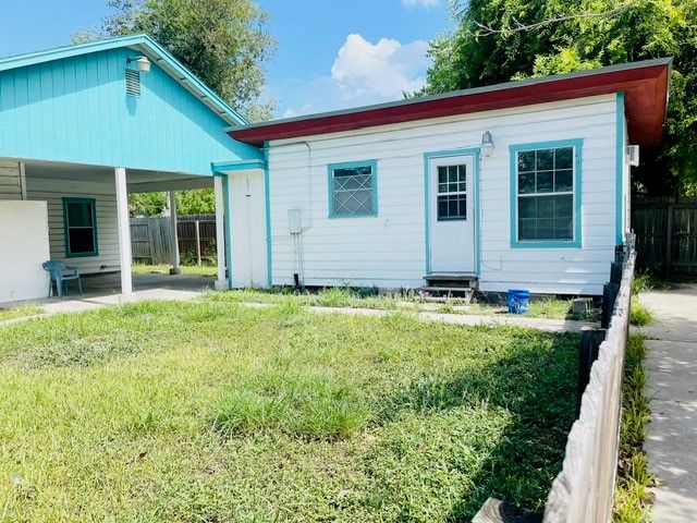 4518 Nicholson St, Corpus Christi, TX 78415