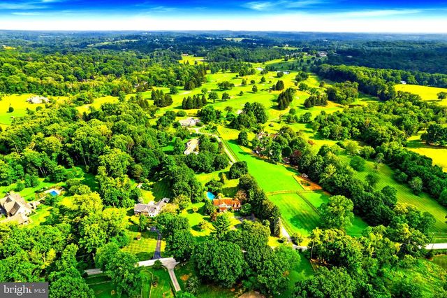 121 DAVIS RD, Malvern, PA 19355