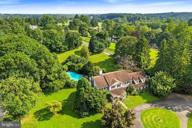 121 DAVIS RD, Malvern, PA 19355