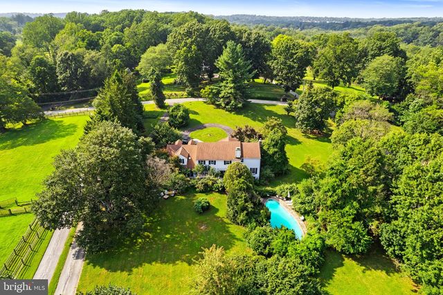 121 DAVIS RD, Malvern, PA 19355