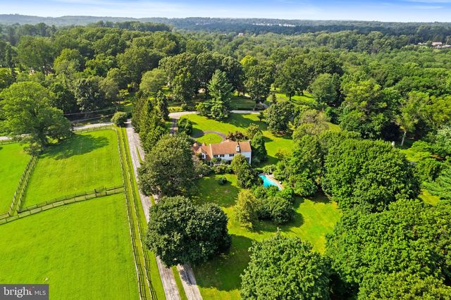 121 DAVIS RD, Malvern, PA 19355