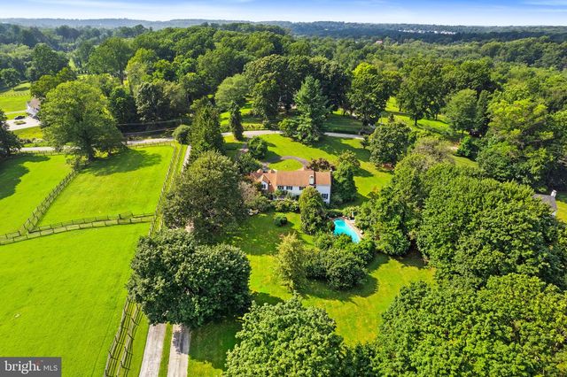 121 DAVIS RD, Malvern, PA 19355