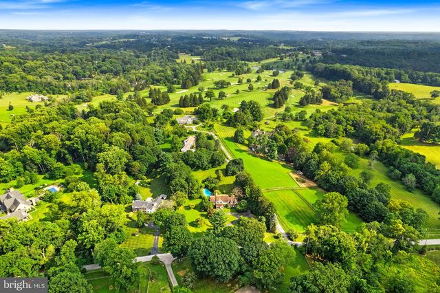 121 DAVIS RD, Malvern, PA 19355