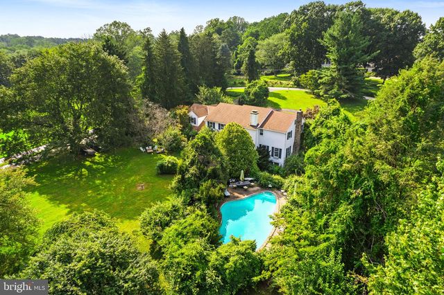 121 DAVIS RD, Malvern, PA 19355